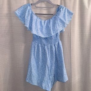 🎉 3 items for $20! Off the shoulder blue floral Romper